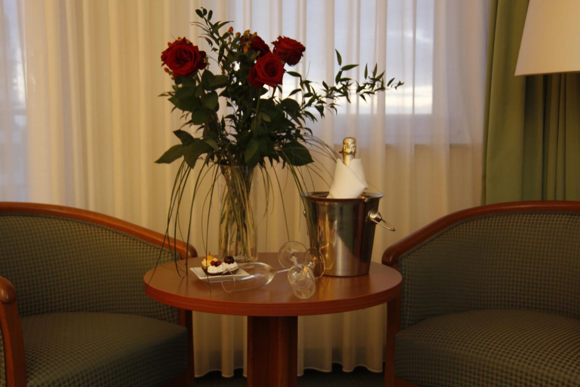 Hotel Kaiserhof Wesel Étterem fotó